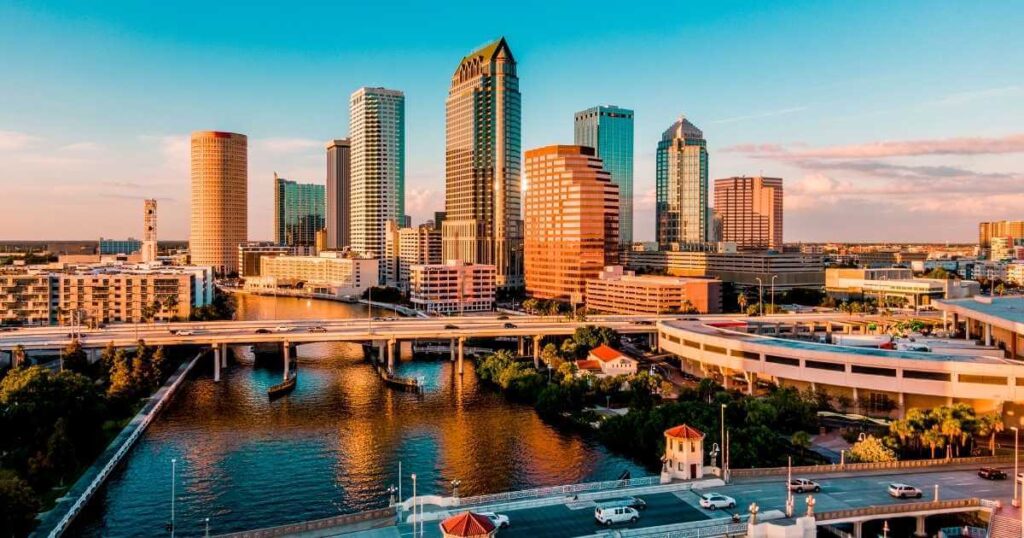#1 Rated Local Tampa Property Management Company - The Listing Real Estate Management